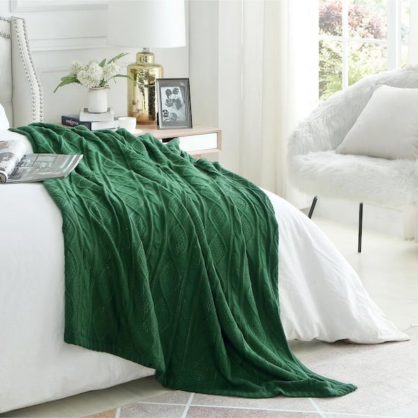 Hunter green throw new arrivals