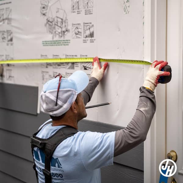 James Hardie Hardie Plank HZ5 5.25 in. x 144 in. Statement