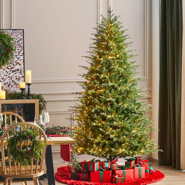 Glitzhome 7.5 ft. Pre-Lit Green Full Fir Artificial Christmas Tree