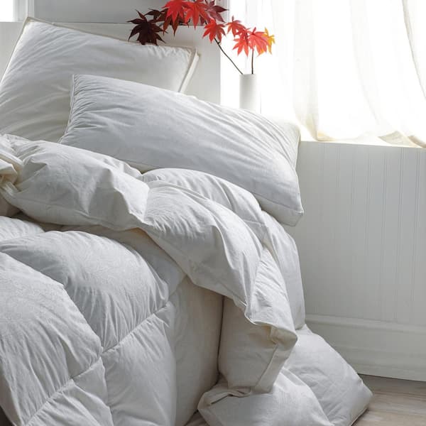 Down Alternative Pillow, Hotel Bedding