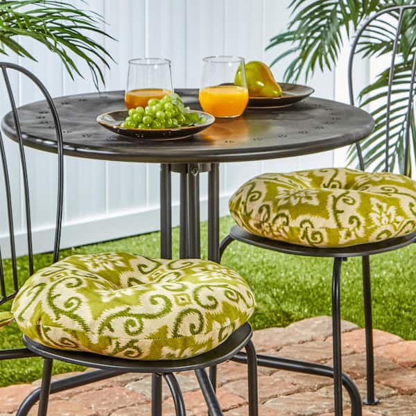Shoreham Ikat 15 in. Round Outdoor Seat Cushion (2-Pack)
