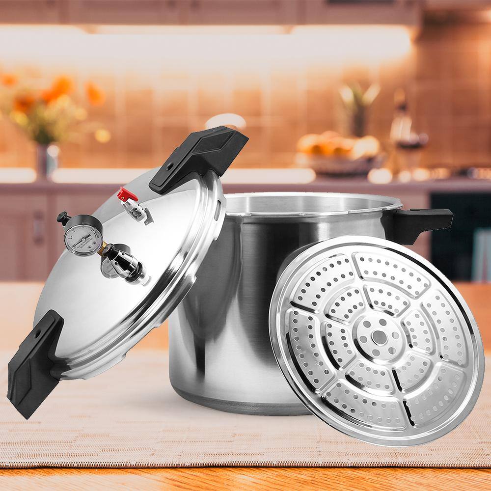 23 Quart Silver Aluminum Stovetop Pressure Cooker with Rack