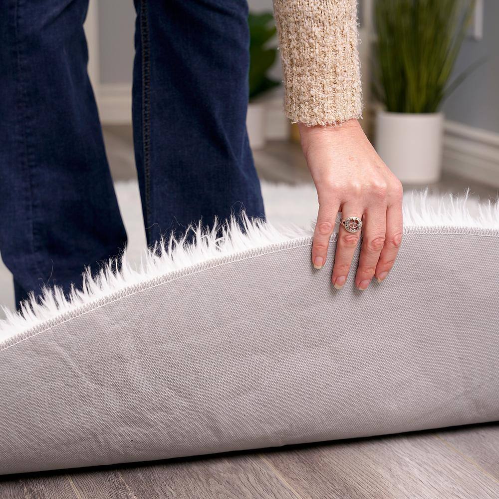 Luxurious Soft White Faux Fur Shag Round Area Rug 6'