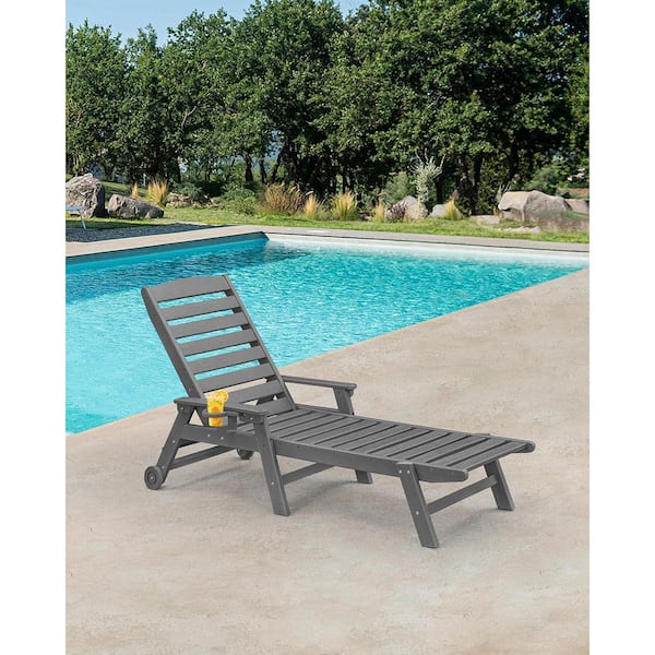 Gray HDPE Patio Chaise Lounge Chair Outdoor Chair Adjustable Outdoor Lounger with Wheels and Cup Holder