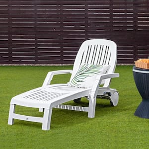Eco-Friendly Plastic Ergonomic Outdoor Chaise Lounge with Wheels