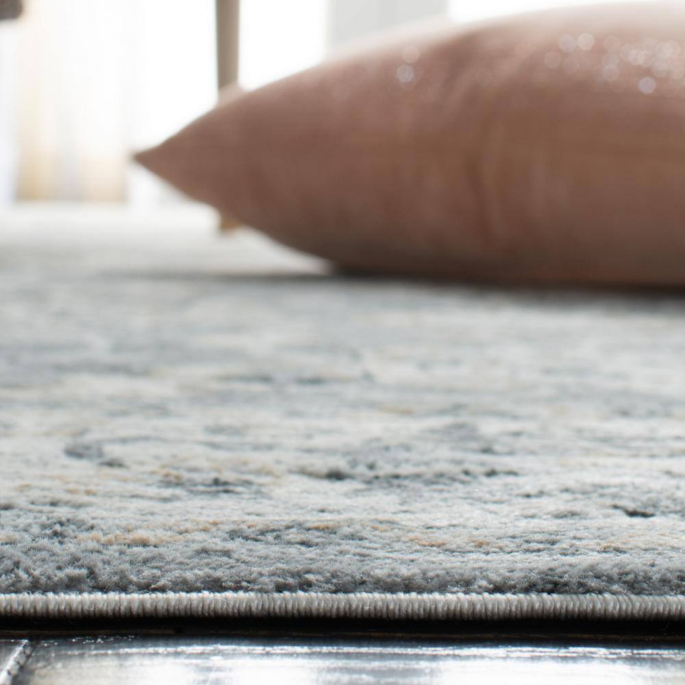 Isabella 4' x 6' Multicolor Synthetic Area Rug
