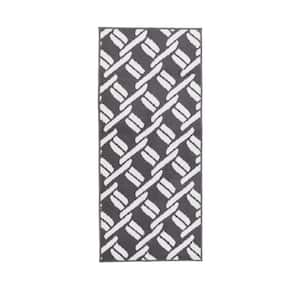 Baize Chain Dark Grey and White 2 ft. 2 in. x 5 ft. Tufted Runner Rug