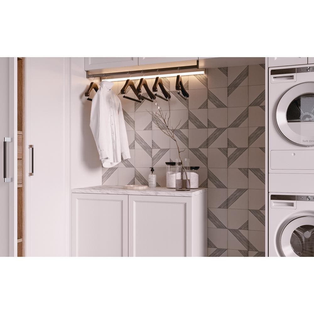 Tribe Ivory Diamond 8x8 Matte Ceramic Tile
