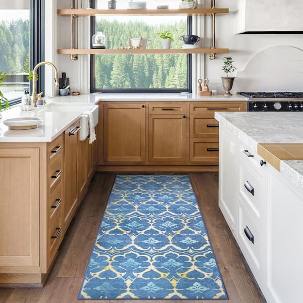 Leilani Damask Blue 2.5 ft. x 7 ft. Machine Washable Runner Rug