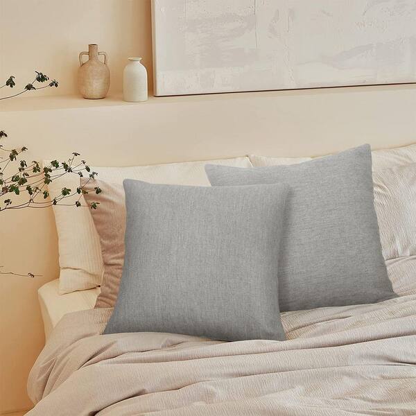 https://images.thdstatic.com/productImages/49ee461c-a82e-47b5-843d-139d4f7d6598/svn/outdoor-throw-pillows-soft-ydw1-2705-31_600.jpg