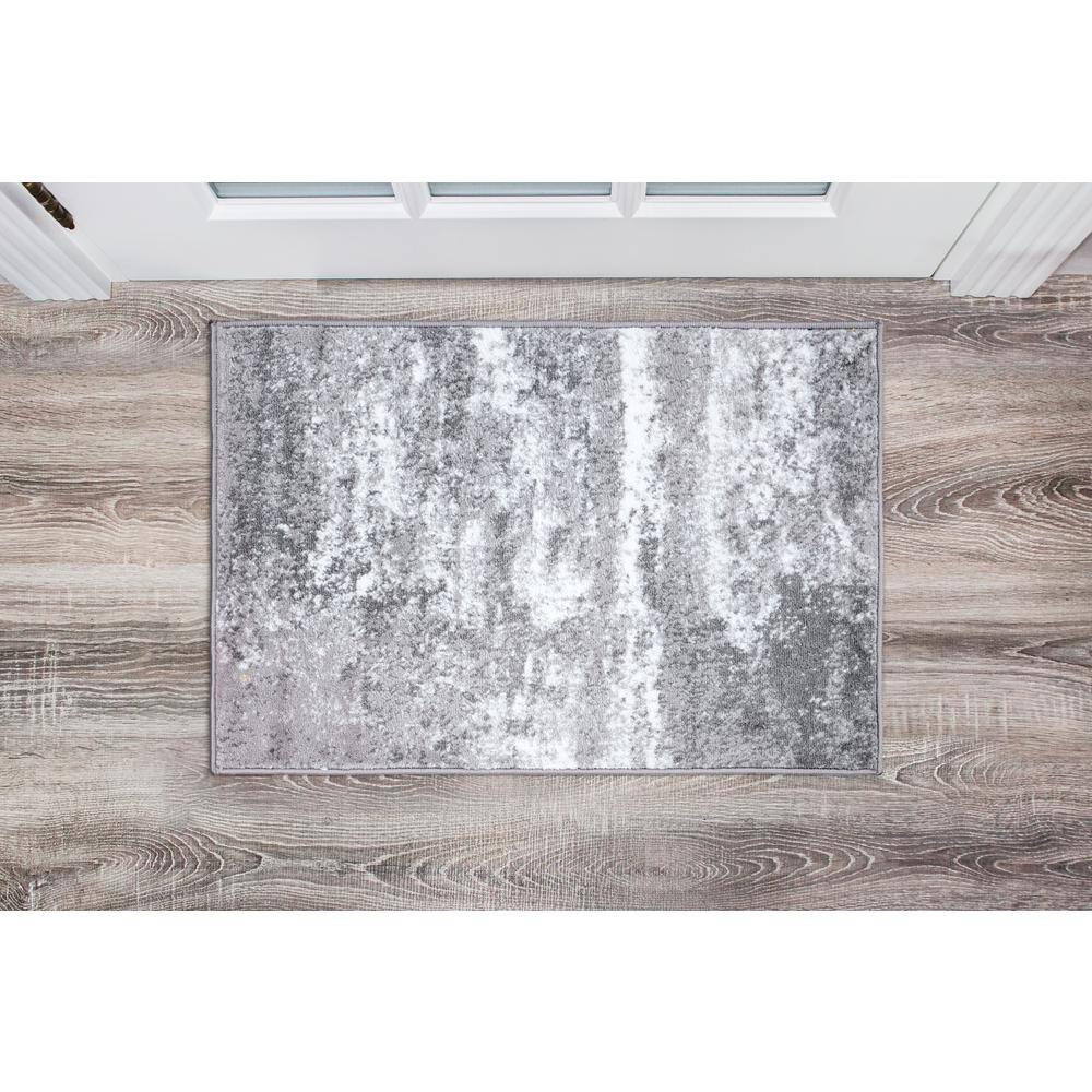 Gray Abstract Washable Synthetic Area Rug 2' x 3'