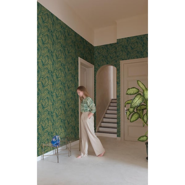Walls Republic Green Minimalist Grass Leaves 57 sq.ft. Non-Woven Non-pasted Double Roll Wallpaper R7954