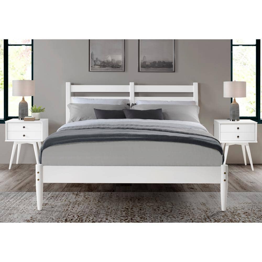 Elegant Pine Wood King-Size Bed with Slatted Headboard - White Finish