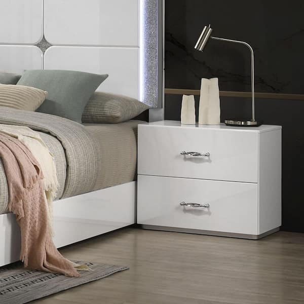 Furniture of America Nomite White 2-Drawer 25.5 in. W Nightstand