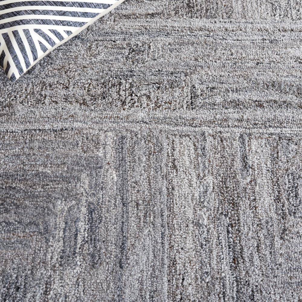 Gray Abstract Handmade Wool and Cotton Area Rug, 5' x 8'