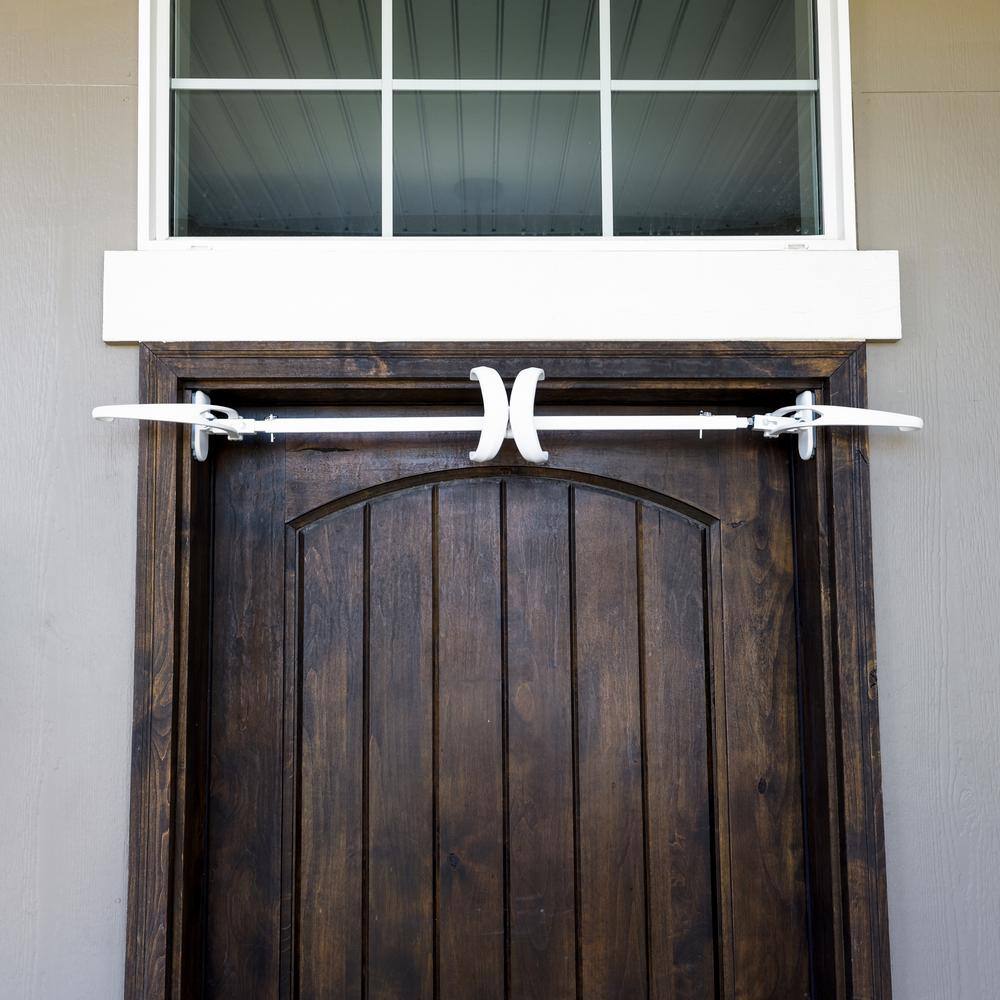 Adjustable White Metal Single Door Garland Hanger