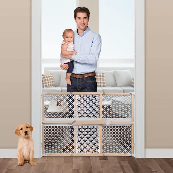 Summer Infant 24 in. Secure Pressure Mount Wood/Plastic Mesh Gate