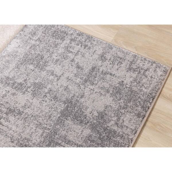 Islae Collections 5 ft. x 8 ft. Grey Geometric Indoor Area Rug