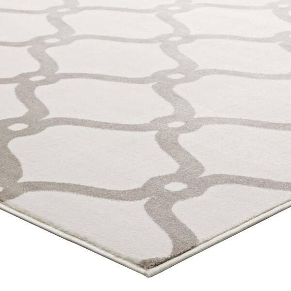 Beltara 5 ft. x 8 ft. in Beige and Ivory Chain Link Transitional Trellis Area Rug