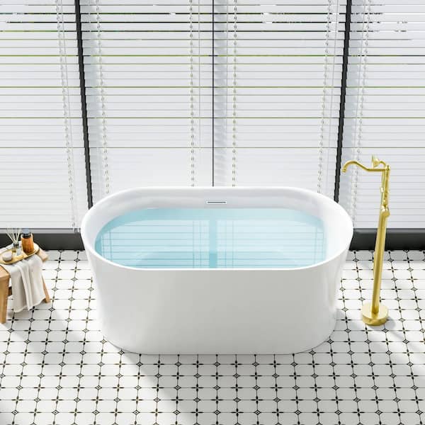 Eden 59 in. x 31.5 in. Pure Virgin Acrylic Freestanding Soaking Bathtub with Chrome Drain in White