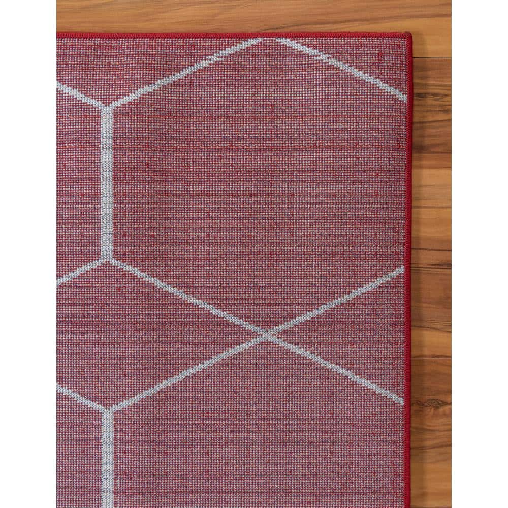 Red Trellis 8' x 10' Synthetic Indoor Area Rug