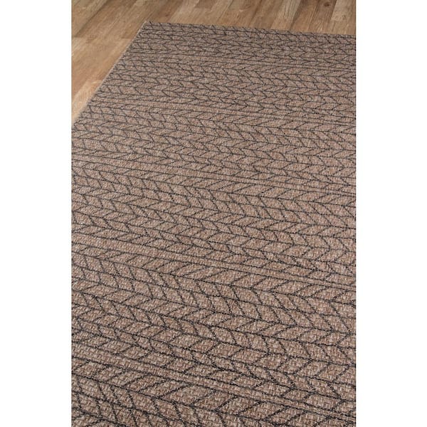 Como Tan 2 ft. 7 in. x 7 ft. 6 in. Indoor/Outdoor Runner Rug