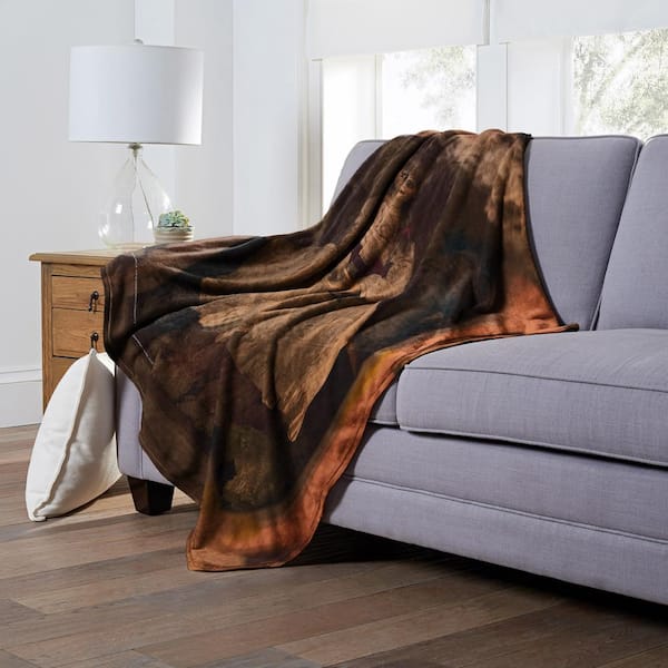 Creepy blanket online