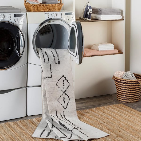 Hadley Grey 7 ft. x 9 ft. Indoor Machine-Washable Area Rug