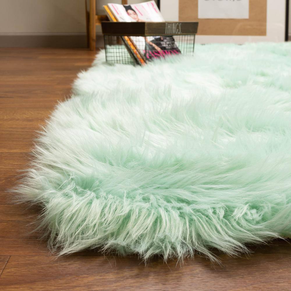Mint Green Faux Fur Shag Rug - 5' x 7'