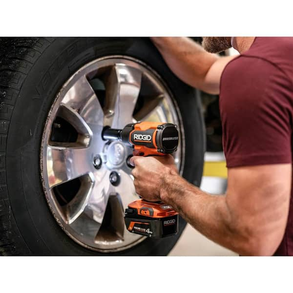 RIDGID 18V Brushless Cordless 1/2 in. Impact Wrench Kit with 4.0 Ah Battery  and Charger R86012K - The Home Depot