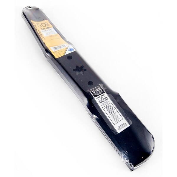 Cub Cadet Original Equipment High Lift Blade Set For Select 50 In Riding Lawn Mowers With 6 Point Star Oe 942 05052 742 05052 490 110 C155 The Home Depot