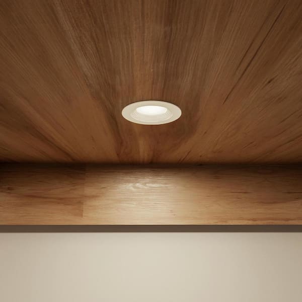White Integrated Ceiling Light Retrofit 5000K Daylight LED Recessed Trim Renewed Halo LT460WH6950R LT 4 in 4 Inch,