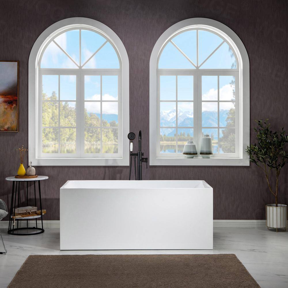 67'' White Acrylic Freestanding Rectangular Soaking Bathtub