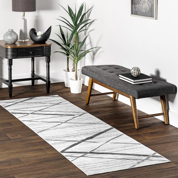 Trellis Stripes Machine Washable Light Gray 2 ft. 6 in. x 8 ft. Indoor Runner Runner Rug