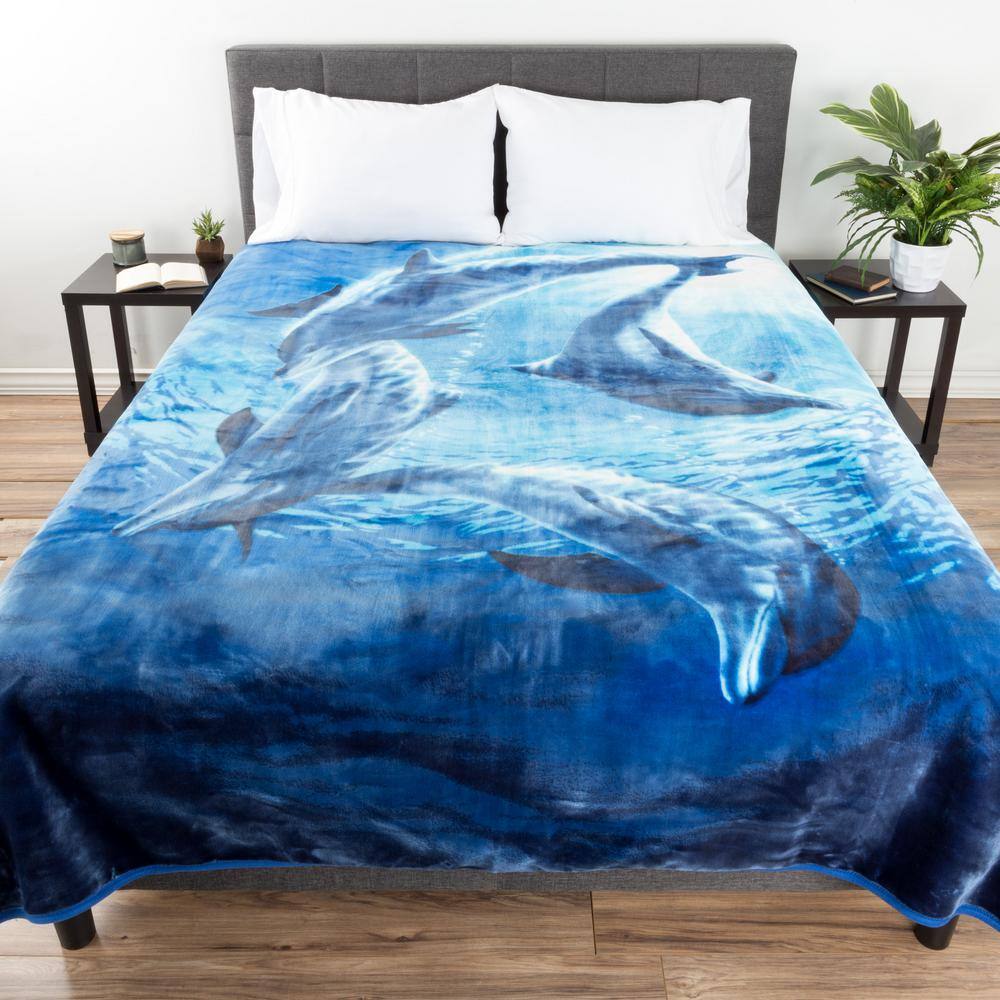 Full Size Blue Fleece Weighted Dolphin Blanket