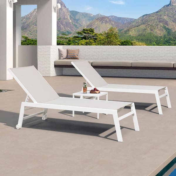 PURPLE LEAF Aluminum White Frame Metal Outdoor Chaise Lounge Patio Lounge Chair with Side Table and Wheels Extra Large, Linen