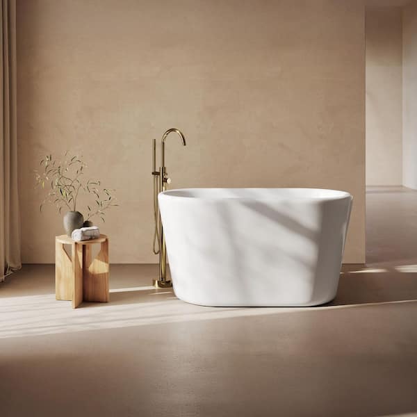 Swiss Madison Nanterre 51 in. x 26 in. Japanese Soaking