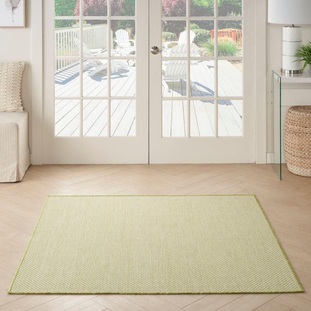 Courtyard Ivory Green 4' Square Geometric Outdoor Rug