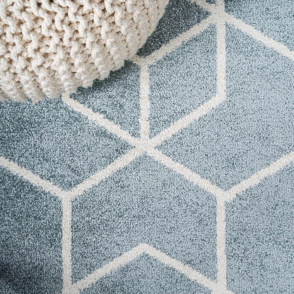 Light Blue and White Geometric 4' x 6' Area Rug