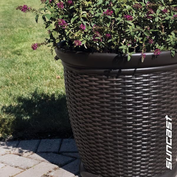 Willow 22 in. Round Java Blow Molded Plastic Planter (2-Pack)