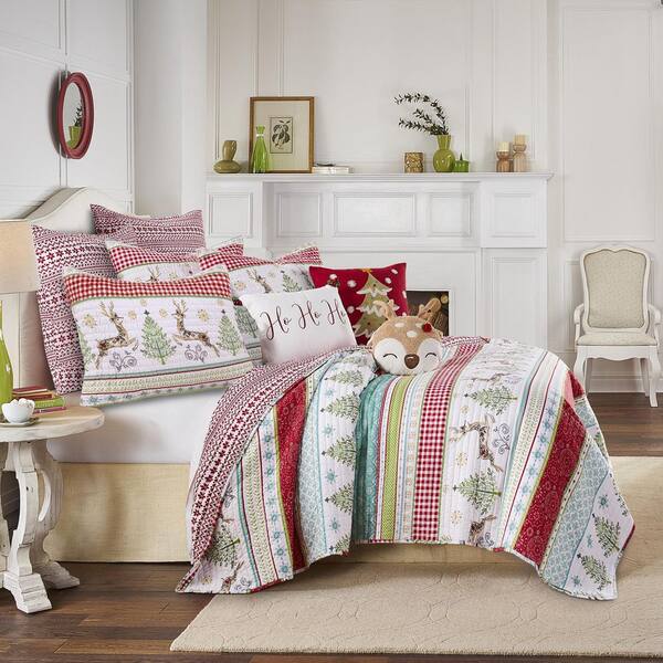 LEVTEX HOME Merry and Bright Comet and Cupid Multi-Color Reindeer Full/Queen Microfiber Quilt