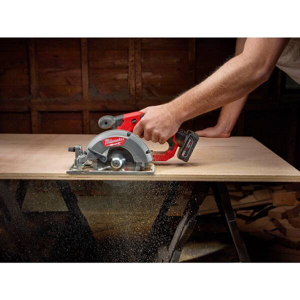 Milwaukee M12 FUEL 12V Lithium-Ion 