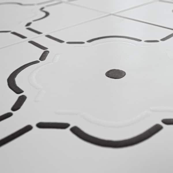 パンデイロ　CONTEMPORANEA MOLOVO Kenzo Black 7.9 in. x 7.9 in. Matte Porcelain Floor