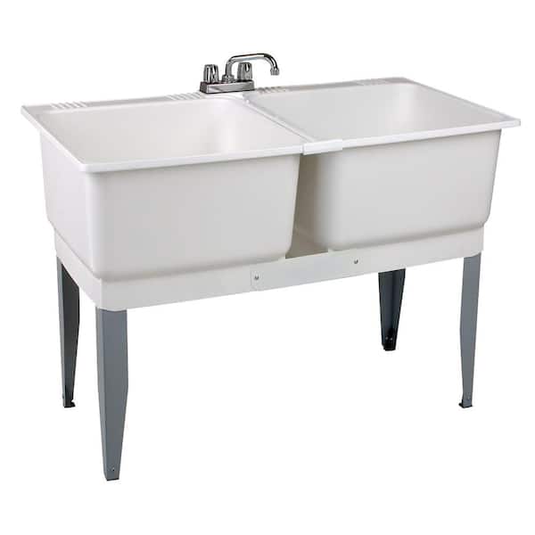 MUSTEE 46 in. x 34 in. Plastic Laundry Tub