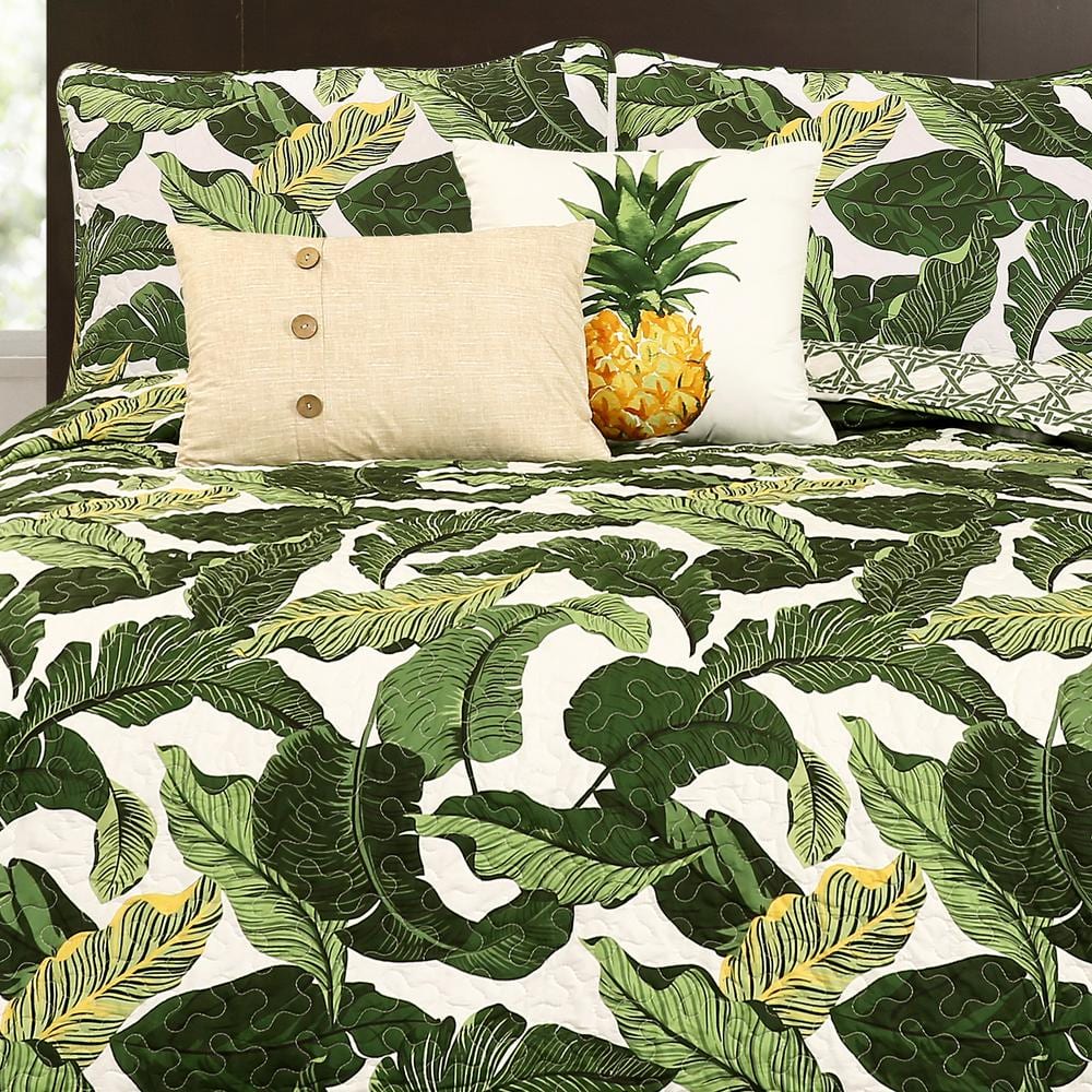 Full Reversible White and Green Microfiber Quilt Set