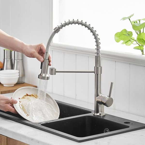 cadeninc 16.3 in. H Commercial Single Handle Pull Down Sprayer