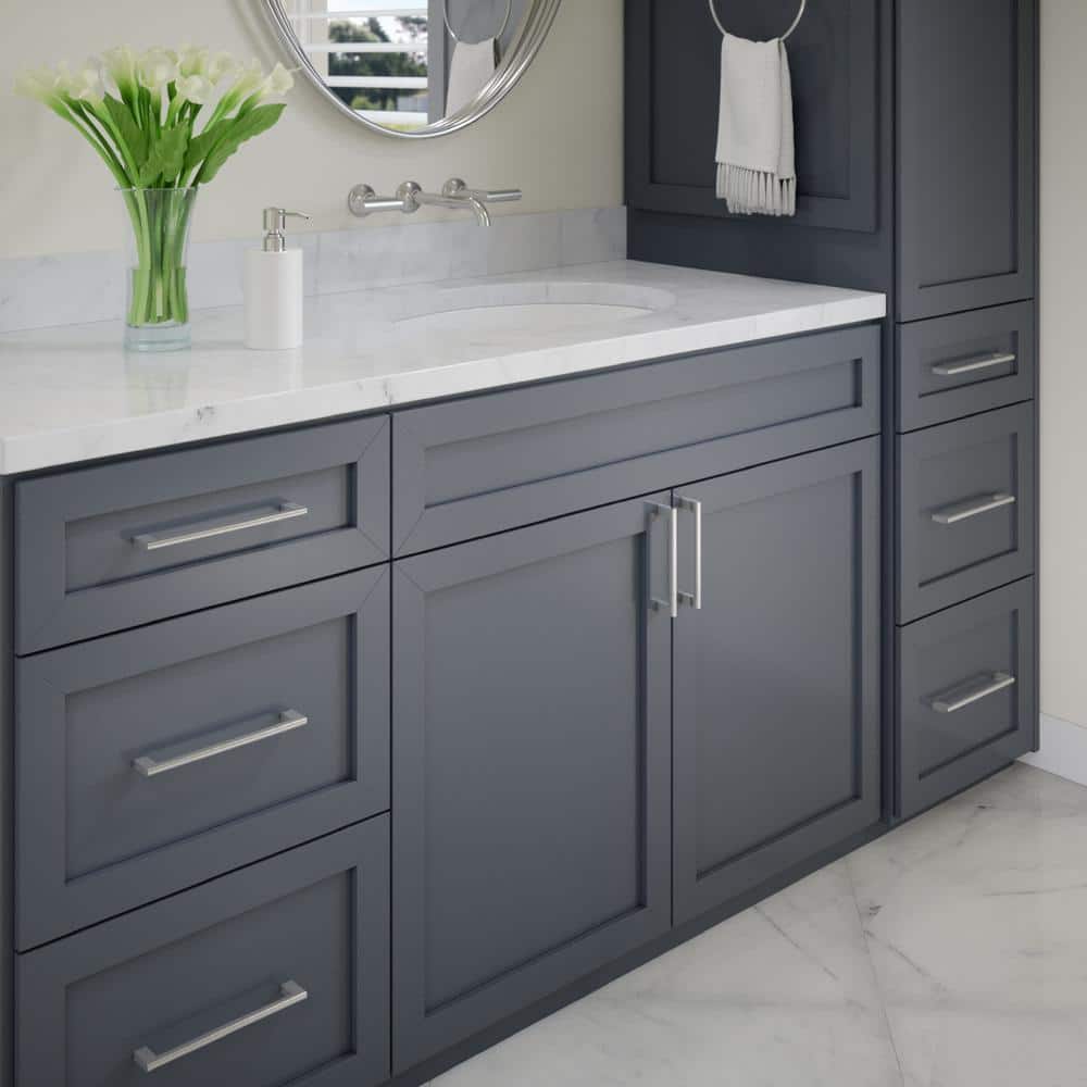 Vail 6-Inch Polished Chrome Bar Pull with Mounting Hardware