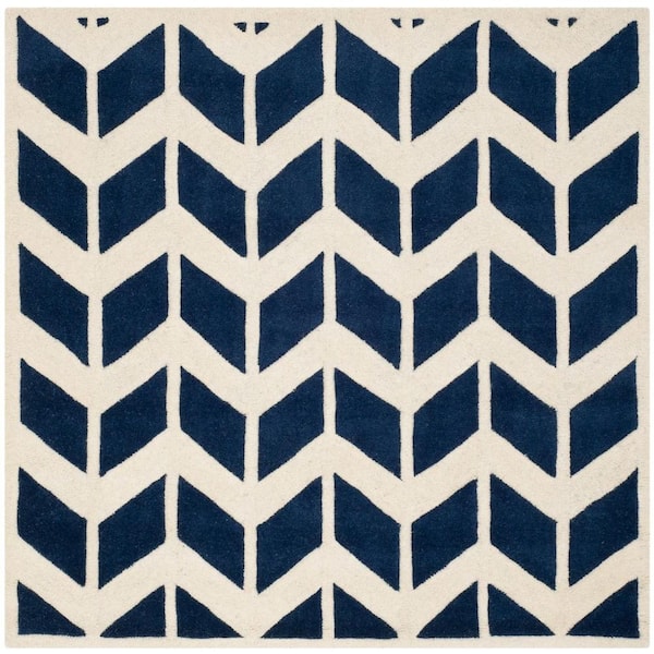 SAFAVIEH Chatham Dark Blue/Ivory 5 ft. x 5 ft. Square Rhombus Chevron Border Area Rug