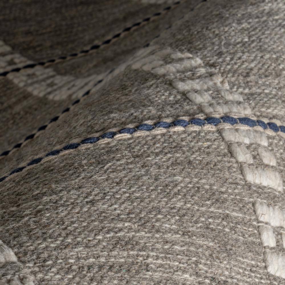 Morgan Gray and White Wool Geometric Check Area Rug, 5' x 8'