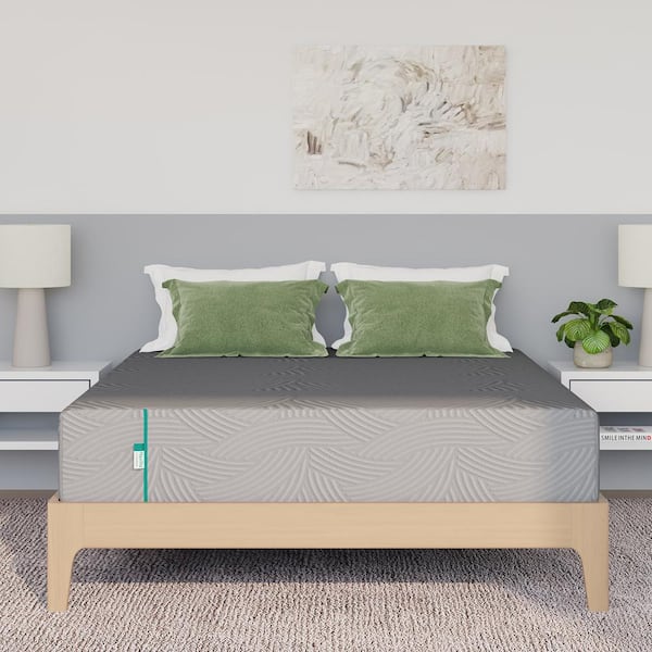 Novilla King Medium Memory Foam 14 in. Mattress, Cooling and Breathable